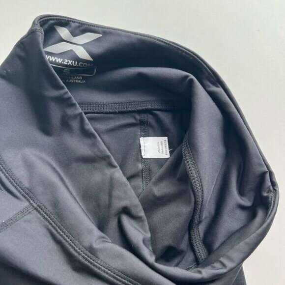 2XU Compression Capri - Picture 7 of 8